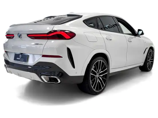 BMW-X6-3.0 TWINPOWER GASOLINA XDRIVE40I M SPORT AUTOMÁTICO BMW-X6-2024