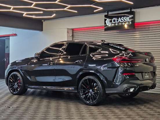 BMW-X6-2025