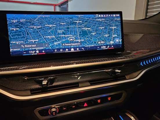 BMW-X6-2025