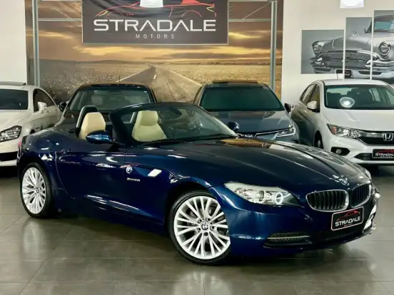 BMW-Z4-2.5 I6 GASOLINA SDRIVE23I AUTOMÁTICO BMW-Z4-2011