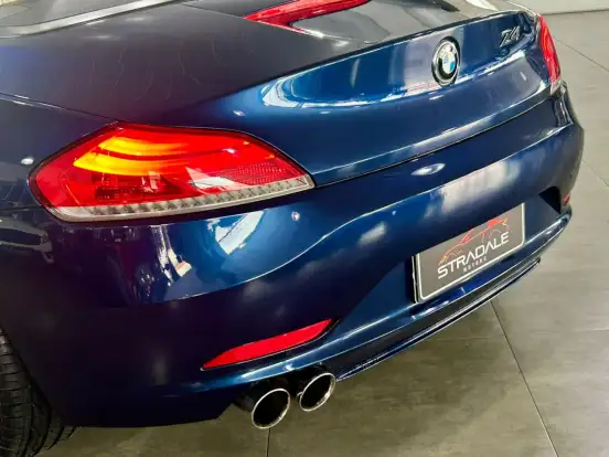 BMW-Z4-2.5 I6 GASOLINA SDRIVE23I AUTOMÁTICO BMW-Z4-2011