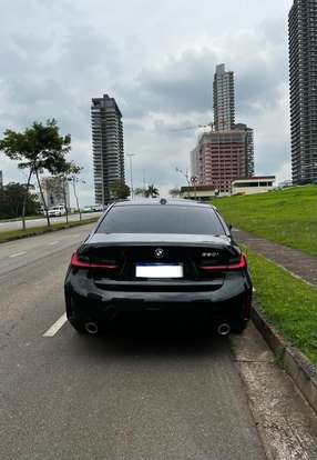 BMW-320i-2024