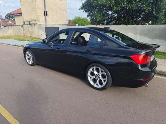 BMW-320i-2.0 SPORT 16V TURBO GASOLINA 4P AUTOMÁTICO BMW-320i-2012