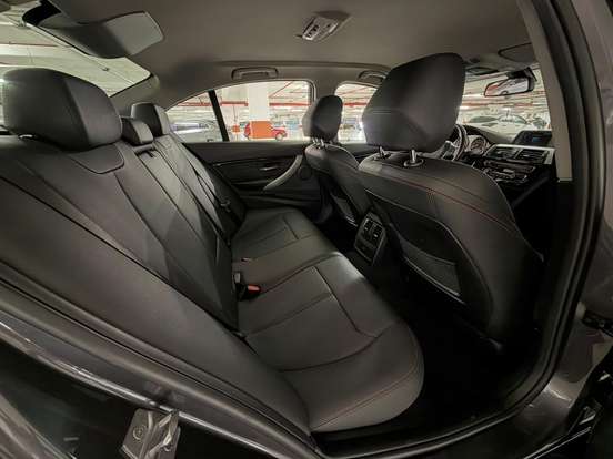 BMW-320i-2.0 SPORT 16V TURBO ACTIVE FLEX 4P AUTOMÁTICO BMW-320i-2018