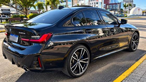 BMW 330e 2.0 16V TURBO HÍBRIDO M SPORT AUTOMÁTICO