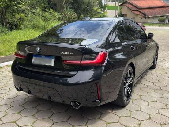 BMW-330e-2.0 16V TURBO HÍBRIDO M SPORT AUTOMÁTICO BMW-330e-2023