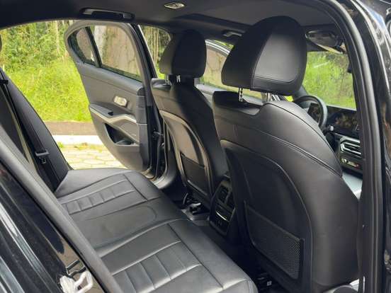 BMW-330e-2.0 16V TURBO HÍBRIDO M SPORT AUTOMÁTICO BMW-330e-2023