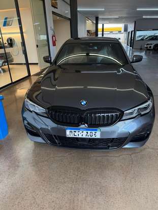 BMW-330e-2021