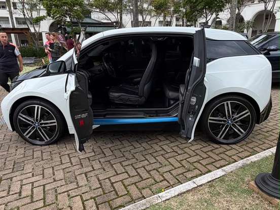 BMW-i3-REX FULL 8V ELÉTRICO 4P AUTOMÁTICO BMW-i3-2014