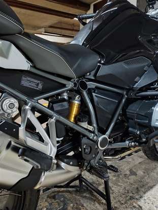 BMW-R 1200 GS TRIPLE BLACK-2016