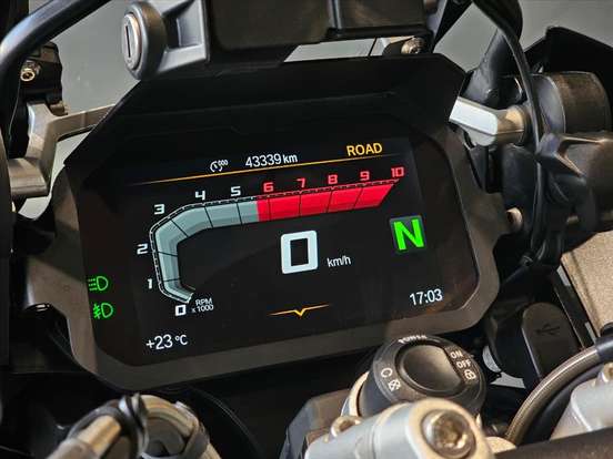 BMW-R 1250 GS PREMIUM TRIPLE BLACK-2022