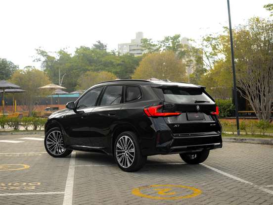 BMW-X1-2.0 16V TURBO GASOLINA SDRIVE20I M SPORT STEPTRONIC BMW-X1-2025
