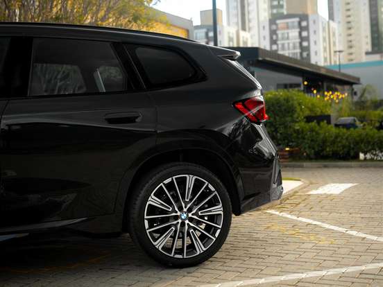 BMW-X1-2.0 16V TURBO GASOLINA SDRIVE20I M SPORT STEPTRONIC BMW-X1-2025