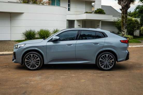BMW-X2-2025