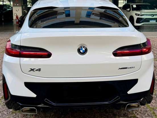 BMW-X4-2.0 16V GASOLINA XDRIVE30I M SPORT STEPTRONIC BMW-X4-2024