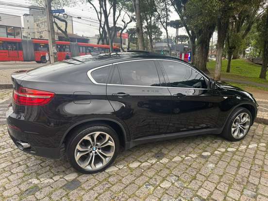 BMW-X6-2012
