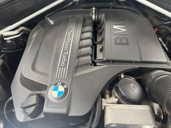 BMW-X6-2012