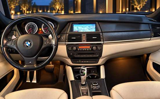 BMW-X6-2013