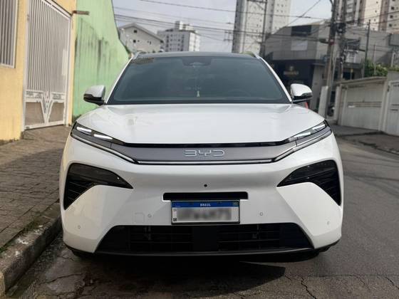 BYD ATTO 8 1.5 TURBO PHEV AWD AUTOMÁTICO