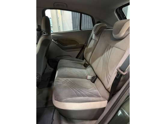 CHEVROLET-AGILE-2010