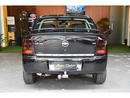 CHEVROLET-ASTRA-2010
