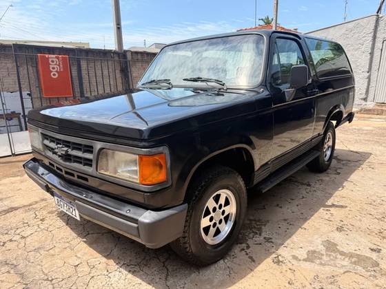 CHEVROLET BONANZA 4.0 CUSTOM L 8V DIESEL 2P MANUAL