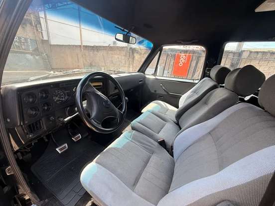 CHEVROLET-BONANZA-1990