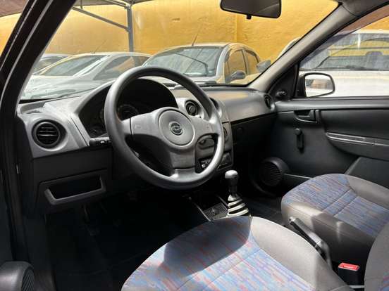 CHEVROLET-CELTA-2010