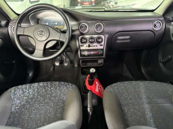 CHEVROLET-CELTA-2005