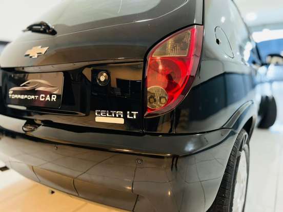 CHEVROLET-CELTA-2015