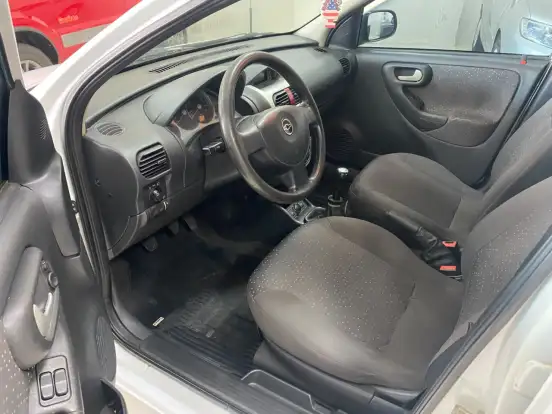 CHEVROLET-CORSA-1.4 MPFI PREMIUM SEDAN 8V FLEX 4P MANUAL CHEVROLET-CORSA-2007