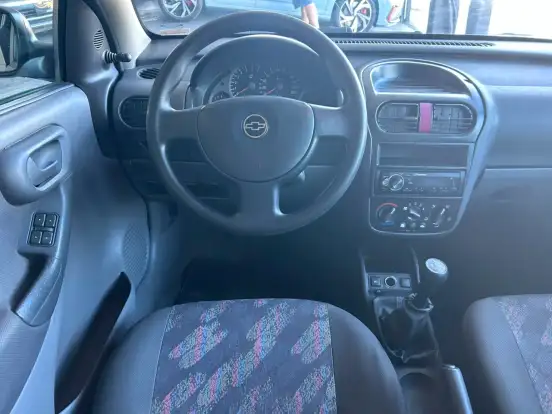 CHEVROLET-CORSA-2003