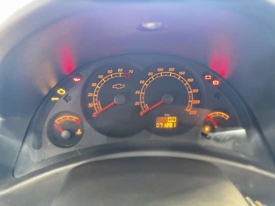 CHEVROLET-CORSA-2011