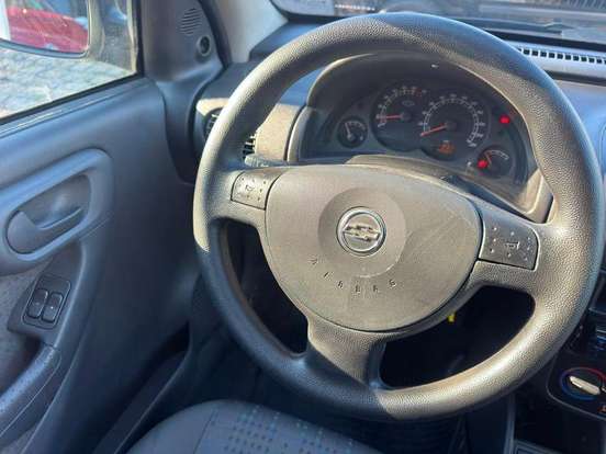 CHEVROLET-CORSA-1.4 MPFI MAXX 8V FLEX 4P MANUAL CHEVROLET-CORSA-2012