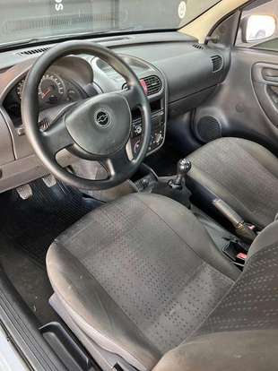 CHEVROLET-CORSA-2009