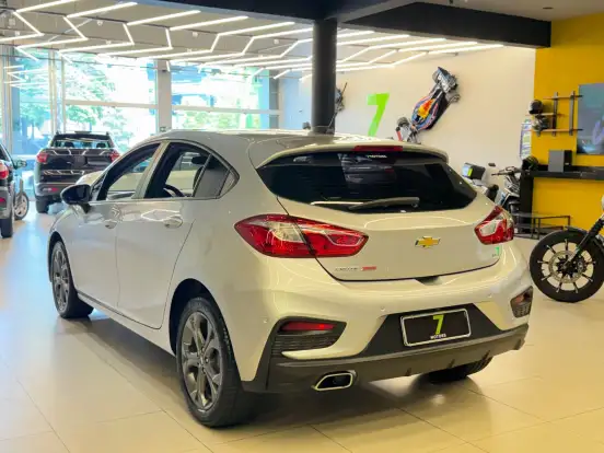 CHEVROLET-CRUZE-2020