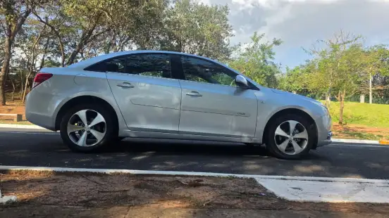 CHEVROLET-CRUZE-2013