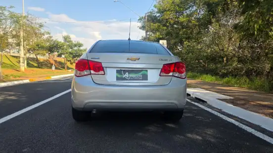 CHEVROLET-CRUZE-2013