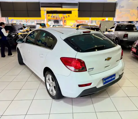 CHEVROLET-CRUZE-2015