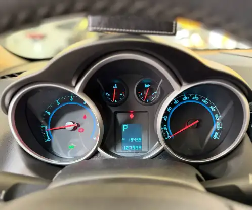 CHEVROLET-CRUZE-2015