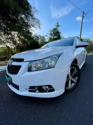 CHEVROLET-CRUZE-2013