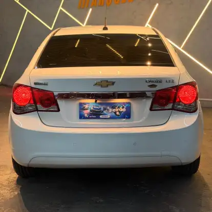CHEVROLET-CRUZE-2013