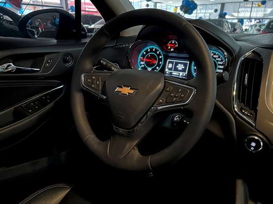 CHEVROLET-CRUZE-2018