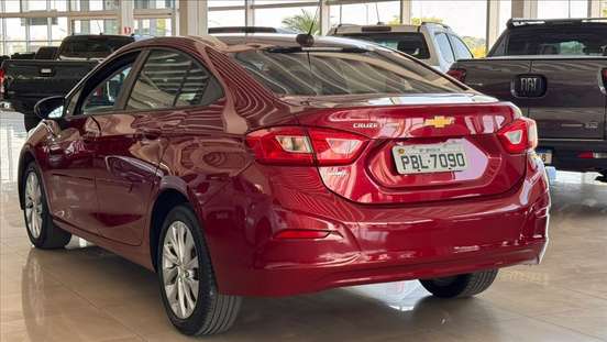 CHEVROLET-CRUZE-2018