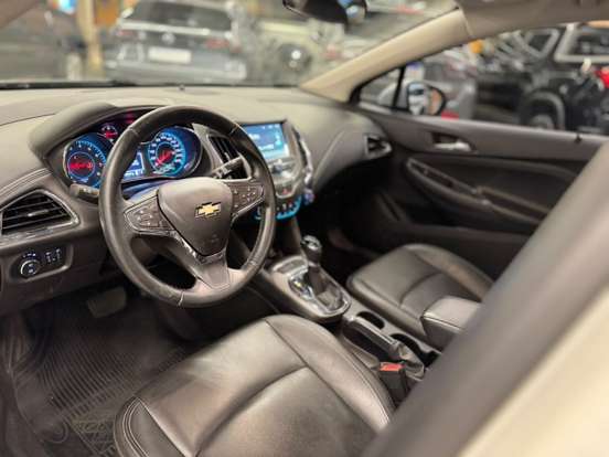 CHEVROLET-CRUZE-2017