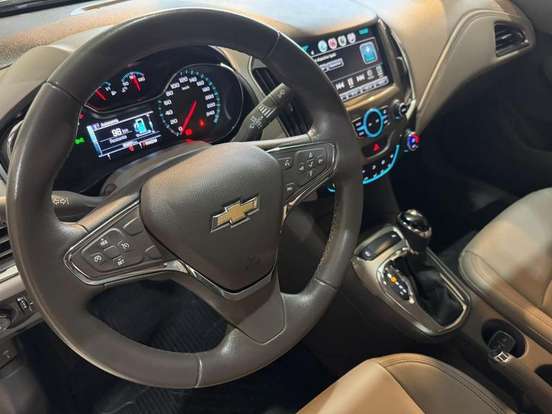 CHEVROLET-CRUZE-2018