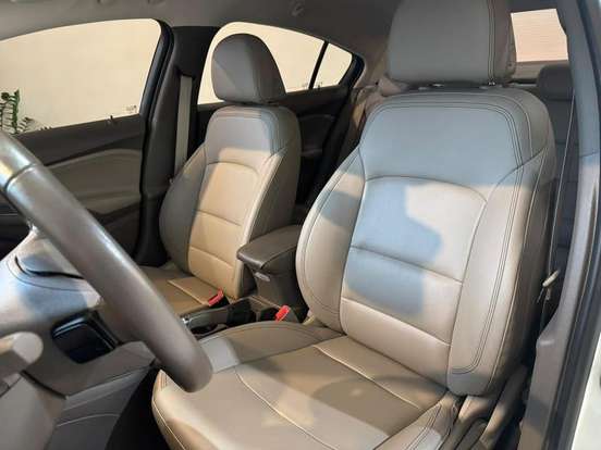CHEVROLET-CRUZE-2018