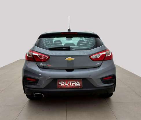 CHEVROLET-CRUZE-2018