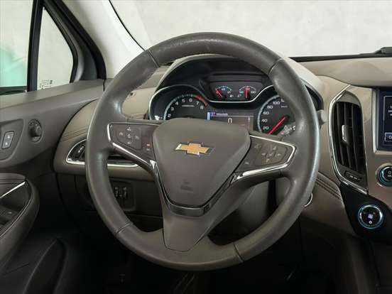 CHEVROLET-CRUZE-2017