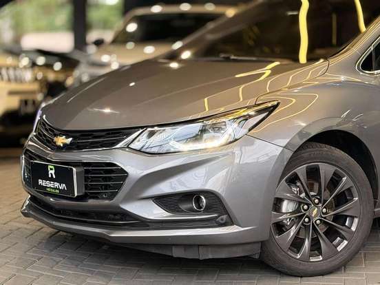 CHEVROLET-CRUZE-2018